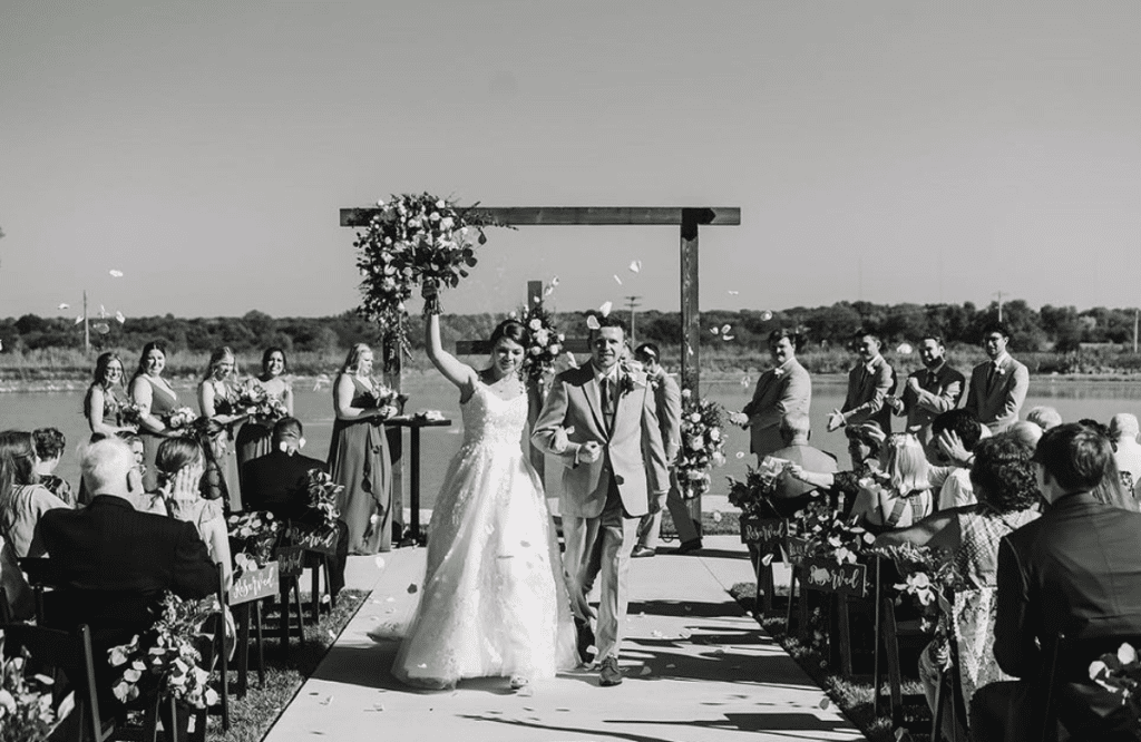 wedding music by icon events group at an outdoor wedding at the haven