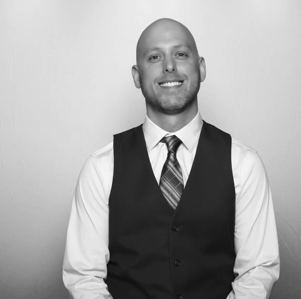 DJ Services of Icon Events Kansas City Wedding DJ